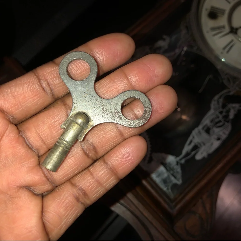 Vintage comes pendulum